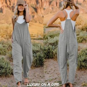 Oversized Hippie V-Neck Sleeveless Wide Leg Pant Pocket Jumpsuit Bohemian Outfit